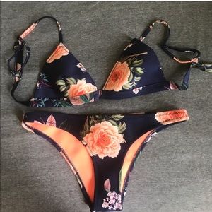Triangl Bikini